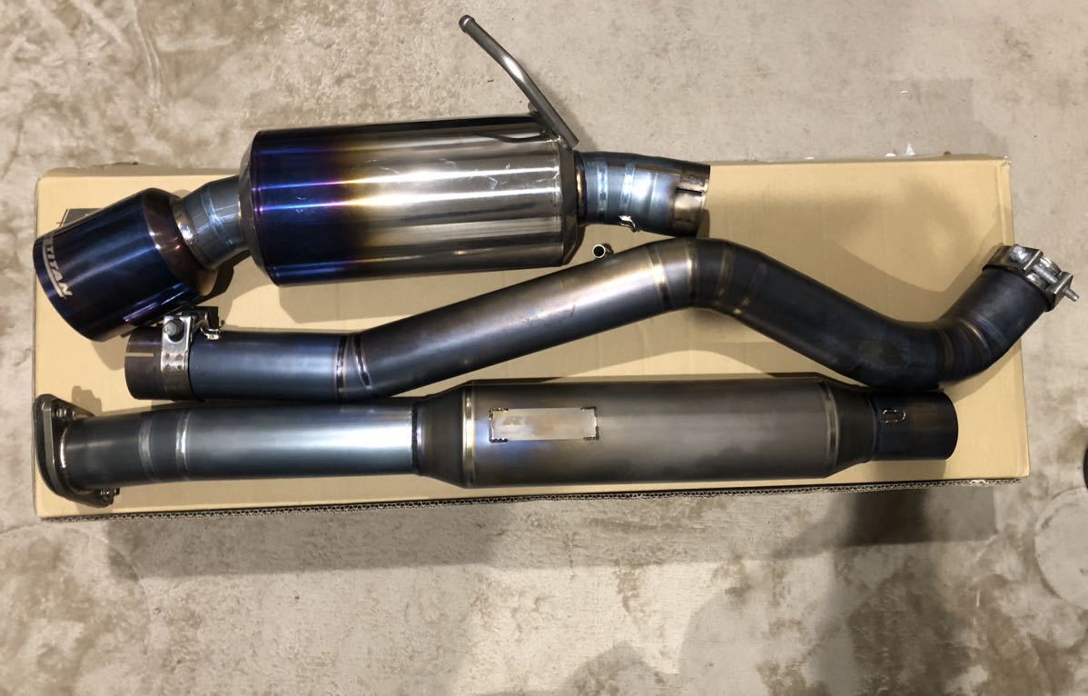 Dettagli dell'articolo 【着払い】R1 TITAN青炎 GR86/BRZ(ZN6 Dettagli dell'articolo 【着払い】R1 TITAN青炎 GR86/BRZ(ZN6