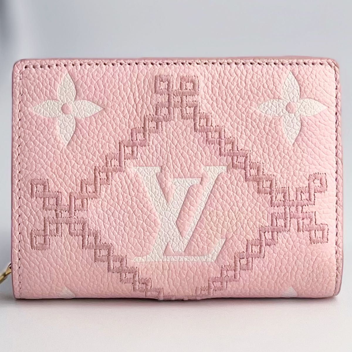 ルイヴィトン LOUISVUITTON ポルトフォイユ クレア ブロデリー ピンク