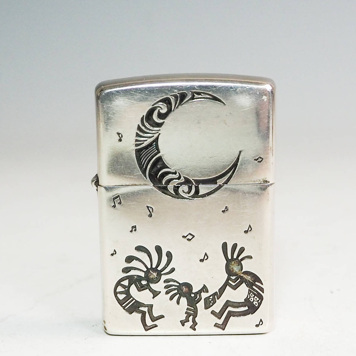 2016年製 ZIPPO ジッポ Kokopelli ココペリ オイルライター 喫煙具 コレクション インディアン ホピ族 カチナ 神様 精霊 CO2724_画像1