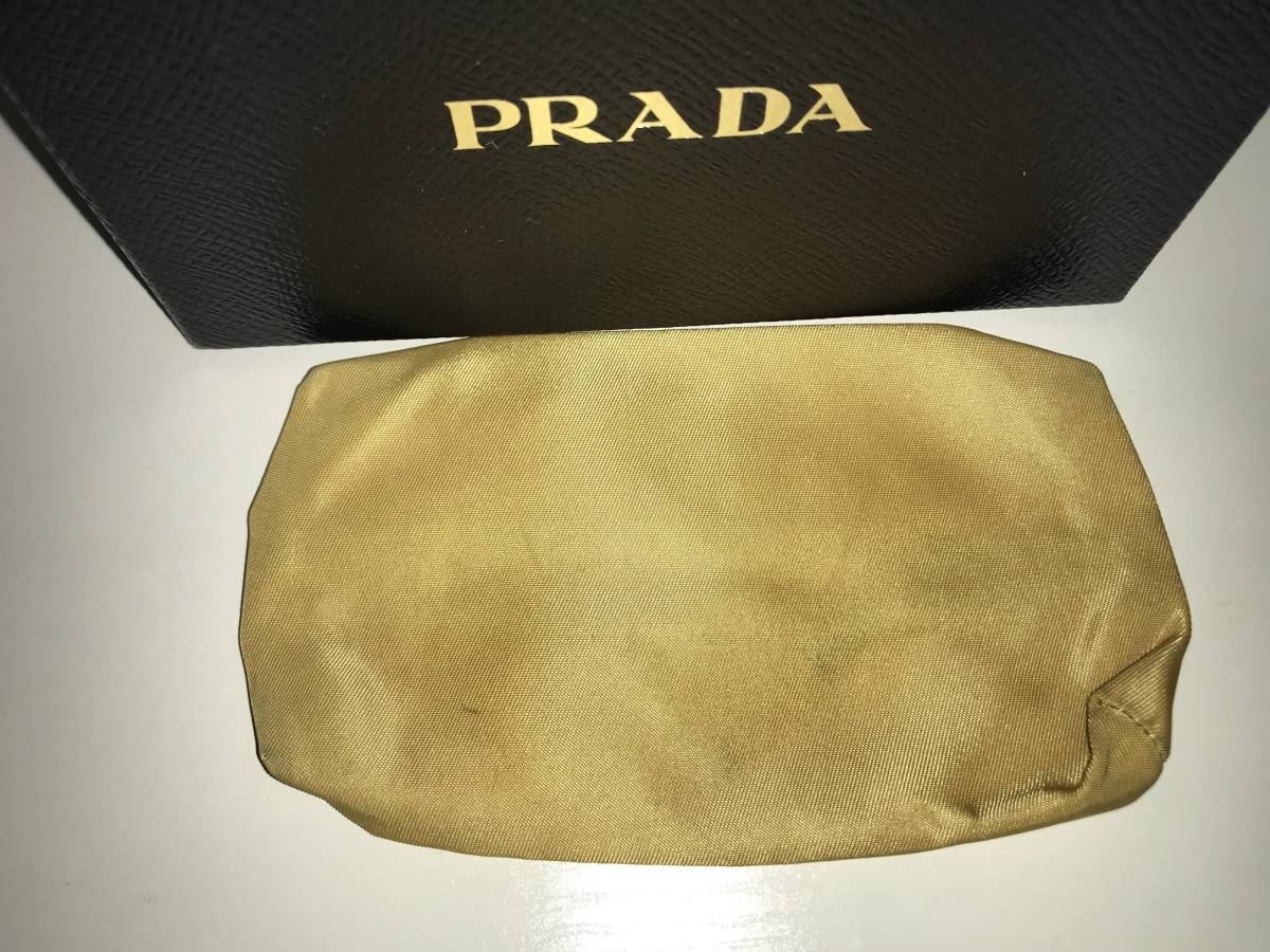 PRADA プラダ可愛いティッシュケース本物￥５００から_画像2