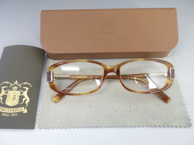 TRUSSARDI◆トラサルディ【メガネフレーム TR12525】新品 ブラウン◆ハンドメイド◆専用ケース&セリート付◆眼鏡/めがね_画像3