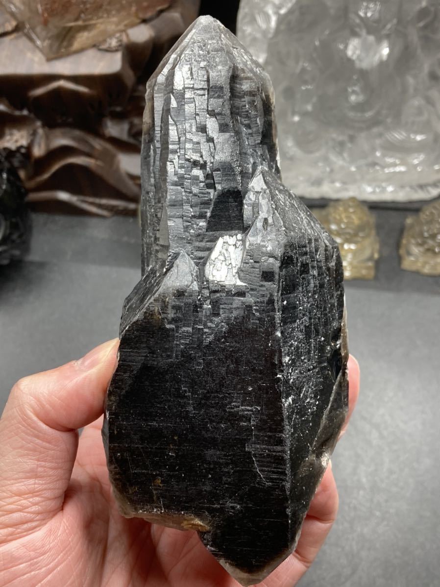 【秘蔵品】ウクライナ産 モリオン（黒水晶） セルフヒールド 約715g 磨きなし 1221_画像3