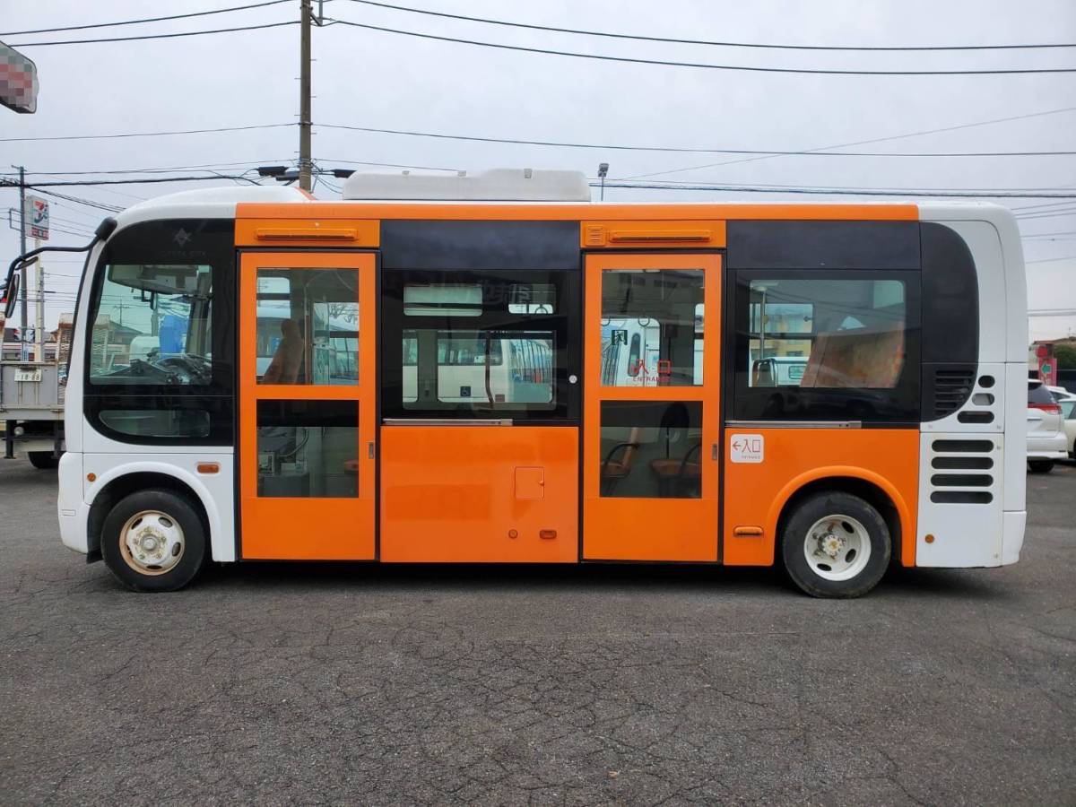 *H19 year 10 month saec poncho low floor bus air suspension ( vehicle height adjustment type ) automatic swing door 2 place 