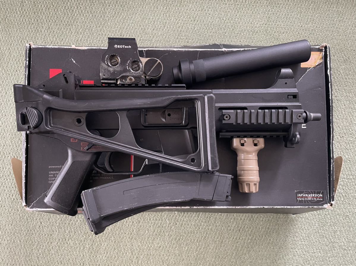 vfc umarex ump9 ガスガン　オマケ多数　ドットサイト　フォアグリップ_画像1