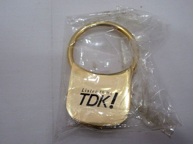 ◆globe TDK 特製globe キーホルダー グローブ 小室哲哉 KEIKO マークパンサー 未使用 未開封品_画像3