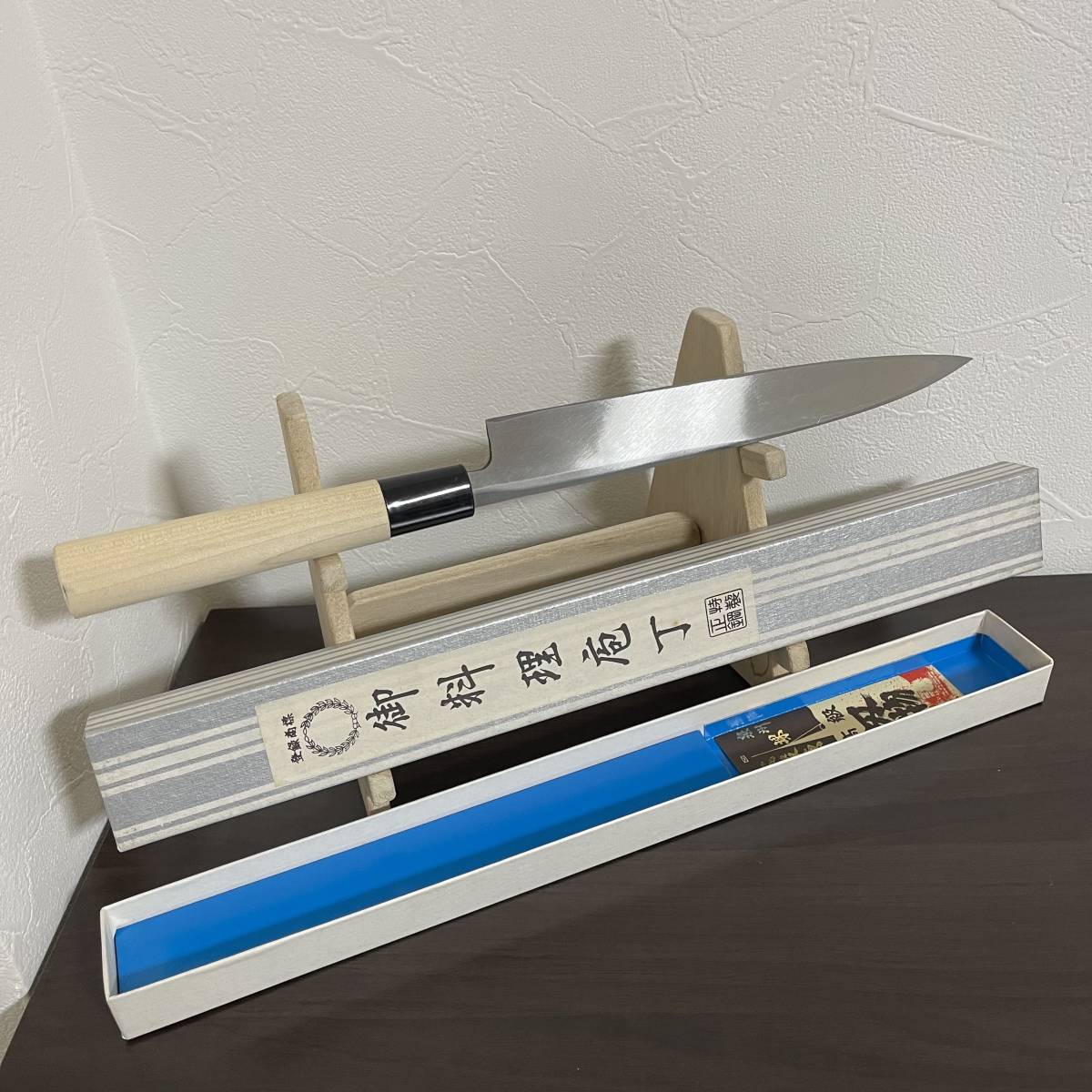 新品 未使用 堺 川波作 柳刃包丁 霞焼 刃渡り21cm 特製正鋼 高級料理庖丁 Sakai 堺打刃物 和食 板前 刺身 柳葉 和包丁 日本料理 日本製_画像2