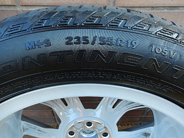 ランドローバー純正アルミホイール4本1SET、タイヤ付き、サイズ235/55/Ｒ19、１０５V８J，中古良品_画像6