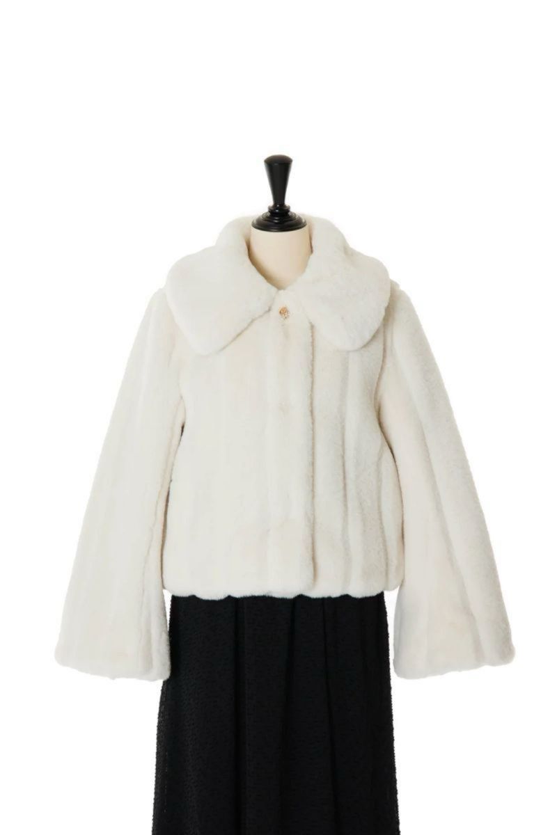Herlipto【snow white】Winter Love Faux Fur Coat Mサイズす Herlipto【snow white】Winter Love Faux Fur Coat Mサイズす