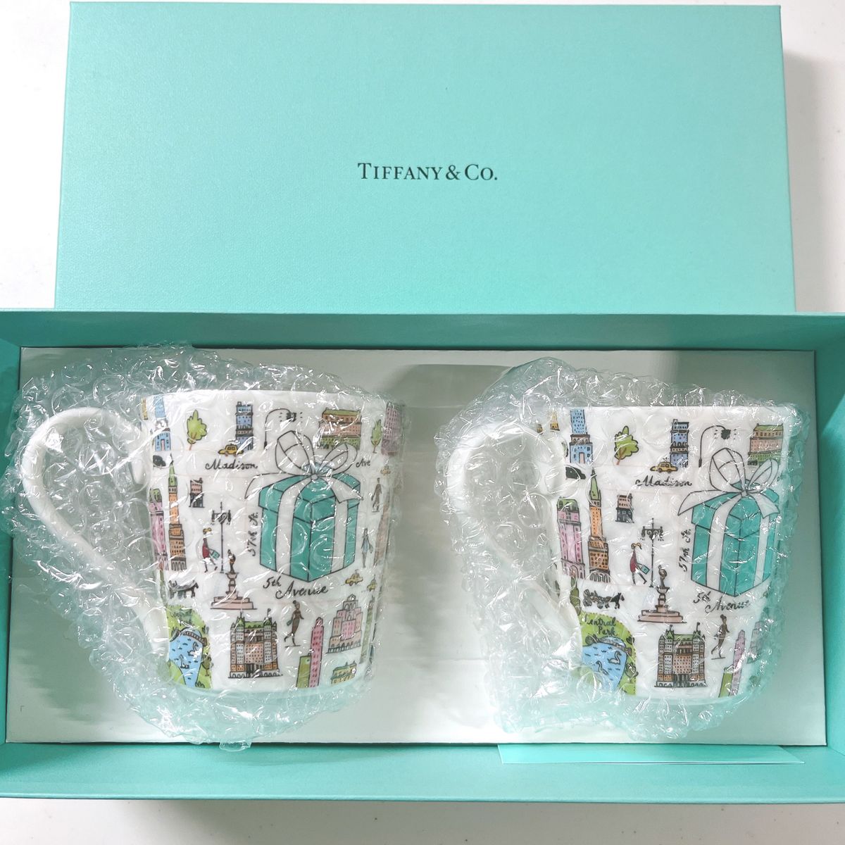 TIFFANY Co ティファニー　5thアベニュー　 ペアマグカップ　5th avenue TIFFANY&Co. 新品