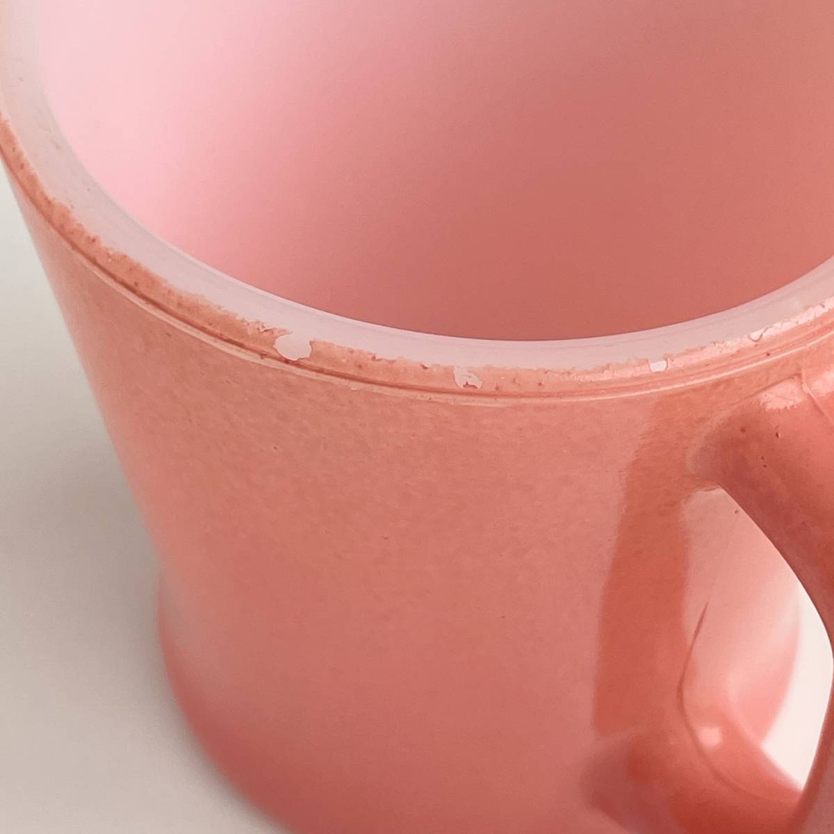 FIRE KING ファイヤーキング 濃いピンク 桜色 マグカップ Dハンドル ヴィンテージ 耐熱 ミルクグラス アメリカ製_画像6