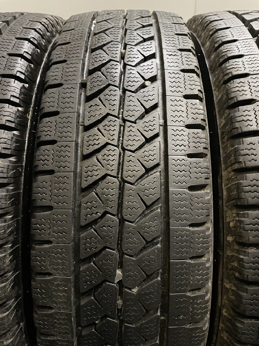 BS BLIZZAK W979 205/75R16 113/111L LT 16インチ ライトトラック用 スタッドレス 4本 エルフ タイタン アトラス ダイナ等 (TE226)