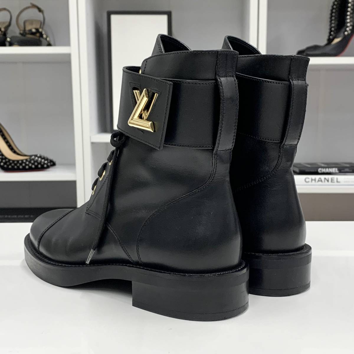 8639 ヴィトン LV ワンダーランドライン レザー LV金具 ベルト 8639 ヴィトン LV ワンダーランドライン レザー LV金具 ベルト