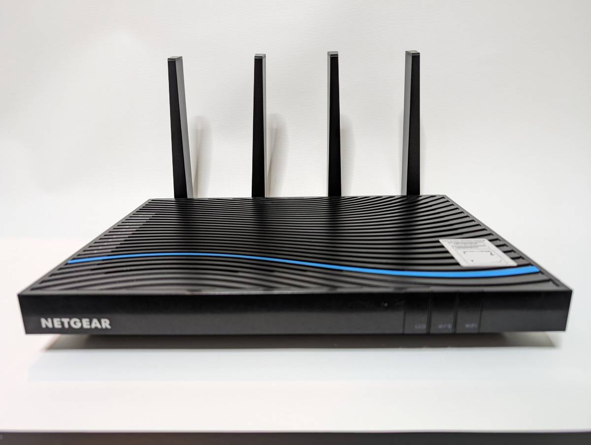 NETGEAR Nighthawk X8 R8500_画像1