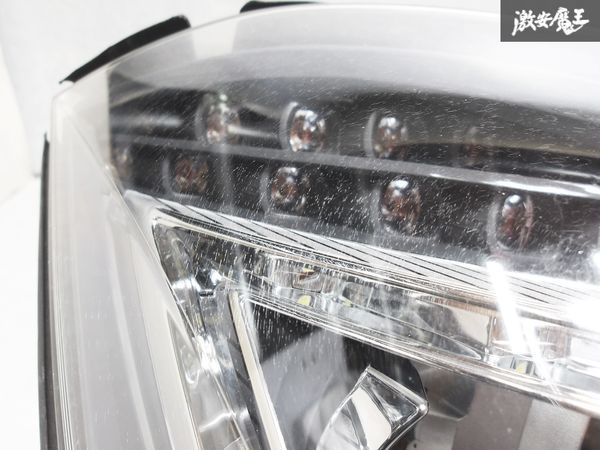 メルセデス・ベンツ BENZ 純正 W218 CLSクラス 前期 LED ヘッドライト ライト 右 右側 運転席側 右ハンドル A2188209061 即納 棚Q-3の画像4