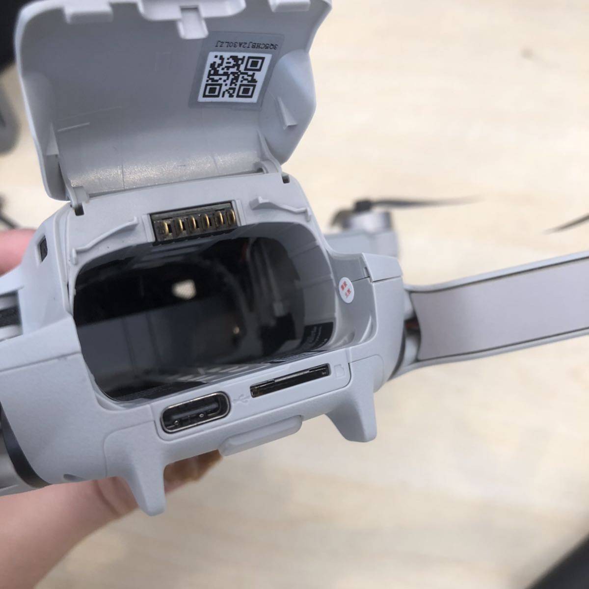 b♪z74 DJI ドローン mini2 Fly More Combo mavic MI2CP2 小型ドローン 199g 折りたたみ式 バッテリー３つ ケース付 ミニ2_画像7