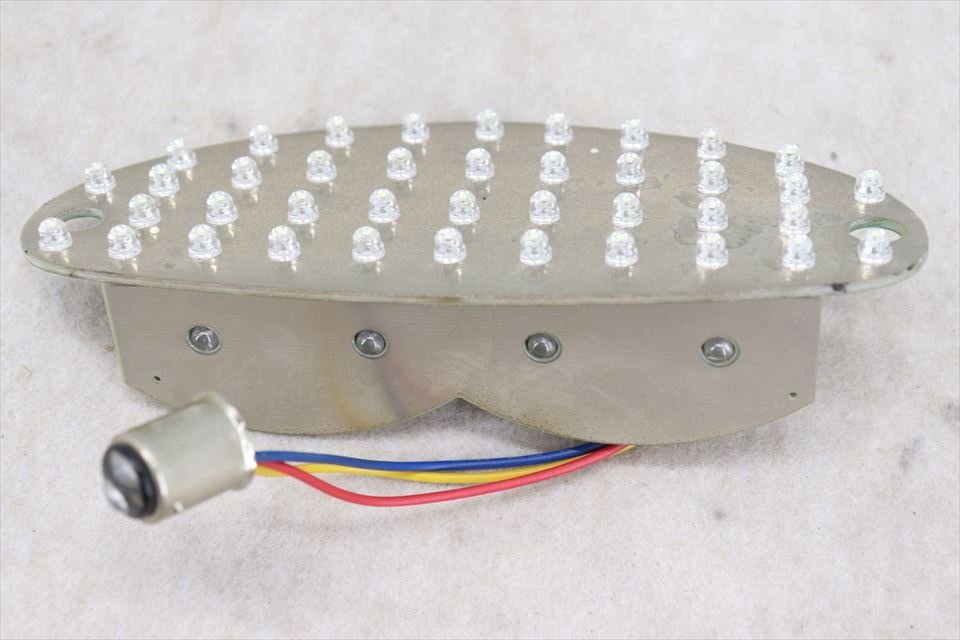 326637　ゼファー１１００　ＬＥＤテールランプ　基盤　白色発光　粒切れ無し！　自作品？　ワンオフ品？_画像2