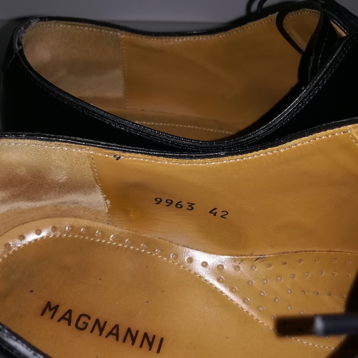 4033 ★マグナーニ Magnanni★ 9963 ホールカットシューズ 42 26.5cm程度 黒 ドレスシューズ ビジネス 高級革靴 紳士靴 本革_画像9