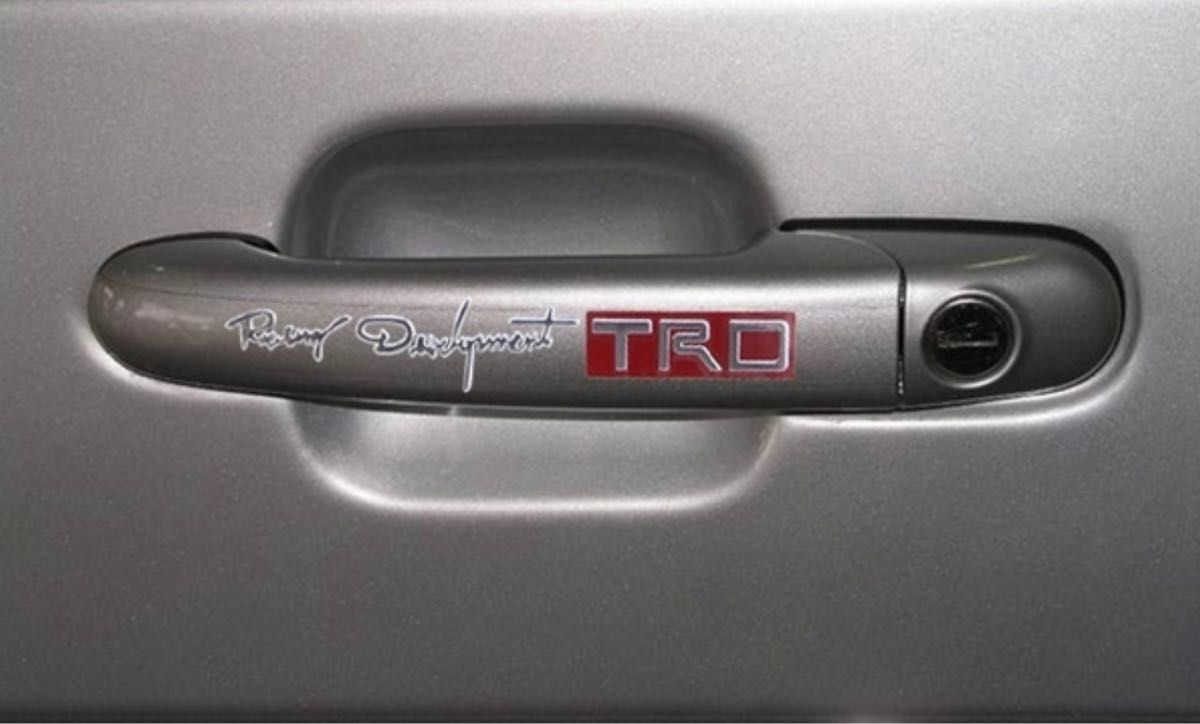 【 シルバー/レッド 4個 】TRD 3Dステッカー◆立体ステッカー ドアノブ、トランク、フェンダー等に