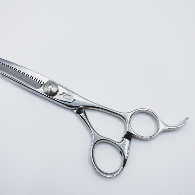 【TC scissors】 オフセット シザー セニング 美容ハサミ すきばさみ 美容師 理容師 約10～20% 右利き 6インチ 中古 sc78_画像1