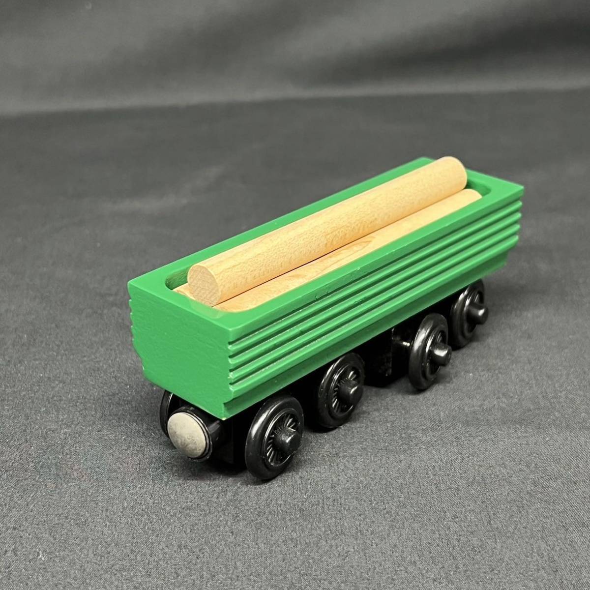 木製トーマス きかんしゃトーマス ヘンリーのログカー HENRY'S LOG CAR ラーニングカーブ 木製レールシリーズ_画像1