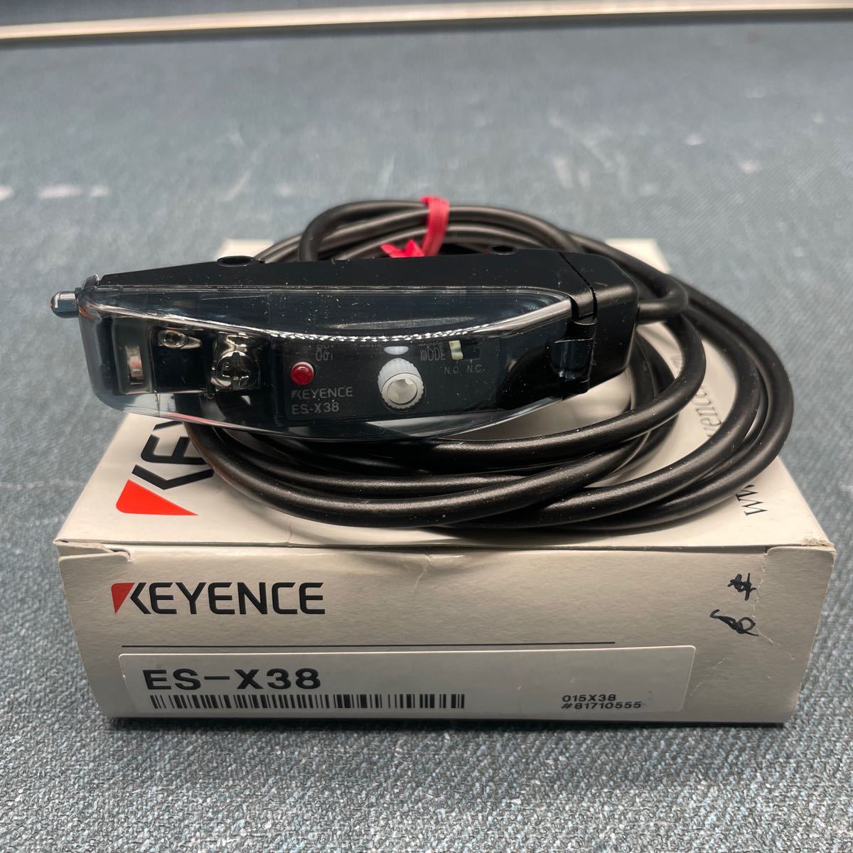 512 KEYENCE キーエンス　近接センサアンプユニット ES-X38_画像2