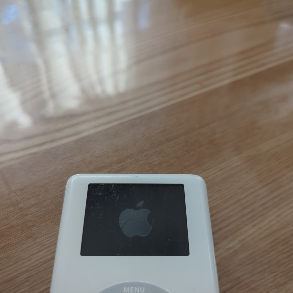 〈602〉iPod classic 第4世代 A1099 30GB 本体のみ中古　ジャンク品_画像3