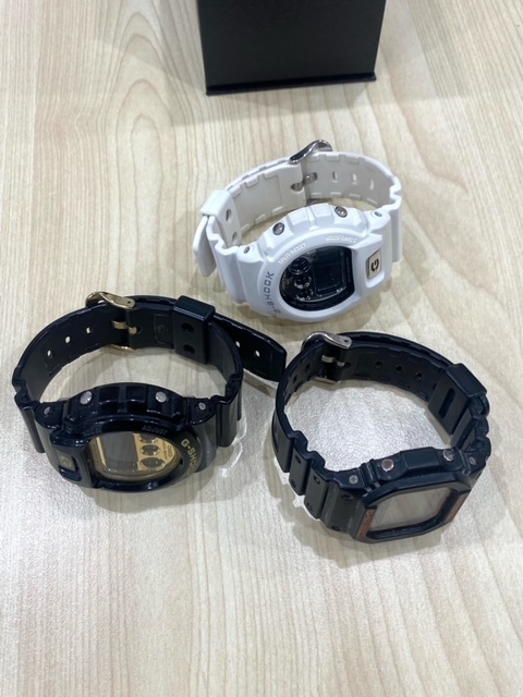 G-SHOCK ジーショック お得セット 稼動品 DW-6900CB 3230 / GW-M5610R 3159 / DW-6900MR 3230 腕時計 保管品_画像3