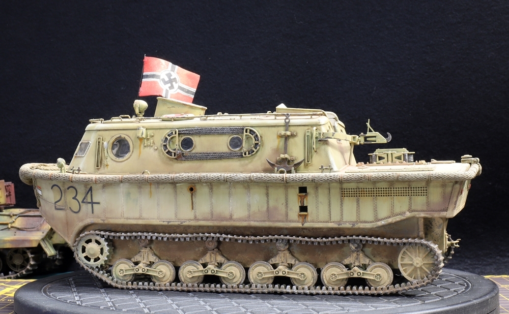 1/35 ドイツ軍LWS水陸両用牽引車ラントワッサシュレッパー(中期 1/35 ドイツ軍LWS水陸両用牽引車ラントワッサシュレッパー(中期
