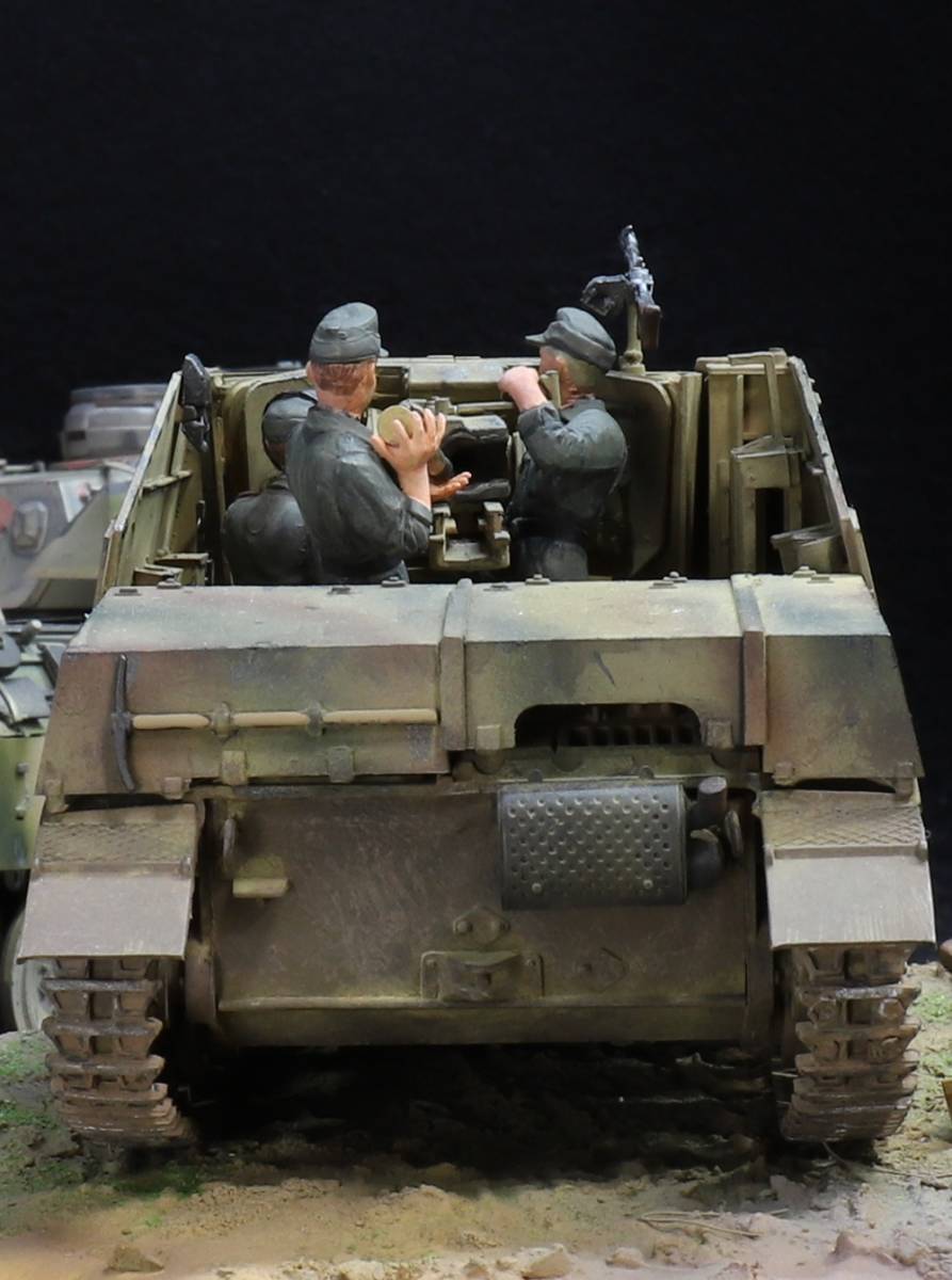 1/35 ドイツ陸軍 マーダーⅡ自走砲・円形ジオラマ 制作完成品 作品サイズ（直径190ｍｍ 高さ110ｍｍ）_画像6