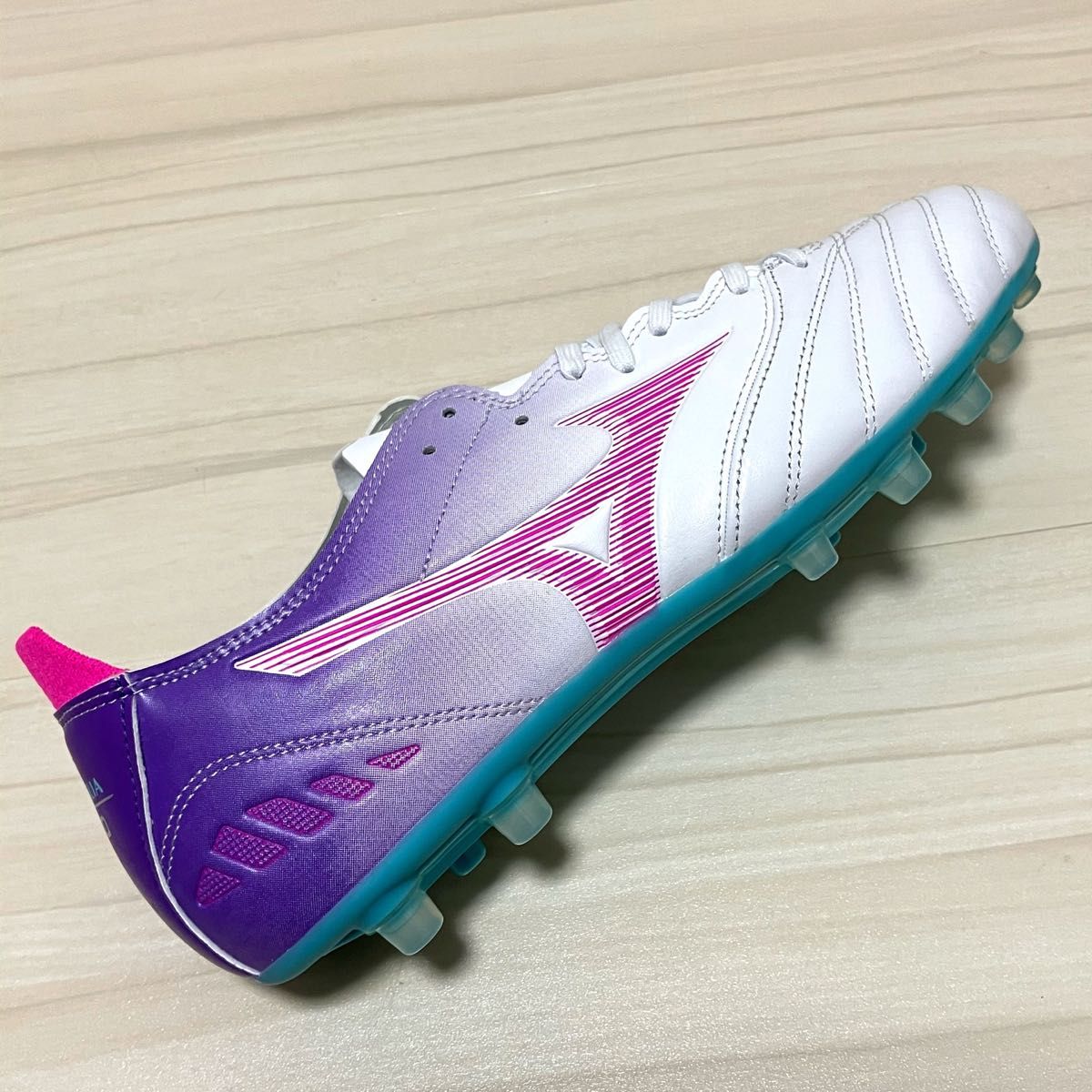 日本未発売 MIZUNO ミズノ モレリアネオ3 AG 26.0cm - サッカー/フットサル