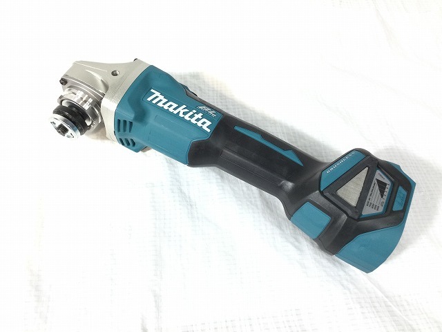 ☆未使用品☆makita マキタ 18V 充電式ディスクグラインダ GA412DRGX バッテリー2個(18V 6.0Ah) 充電器 ケース付き 83415_画像4