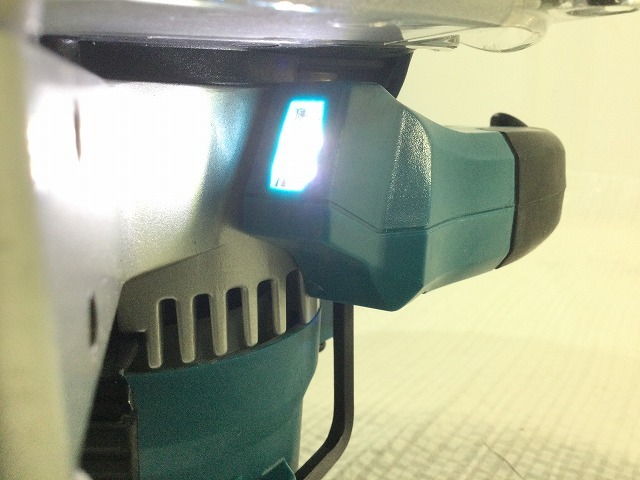 ☆中古品☆makita マキタ 18V 150mm 充電式チップソーカッタ CS553DRGX バッテリー2個(18V 6.0Ah) 充電器 ケース 82960_画像8