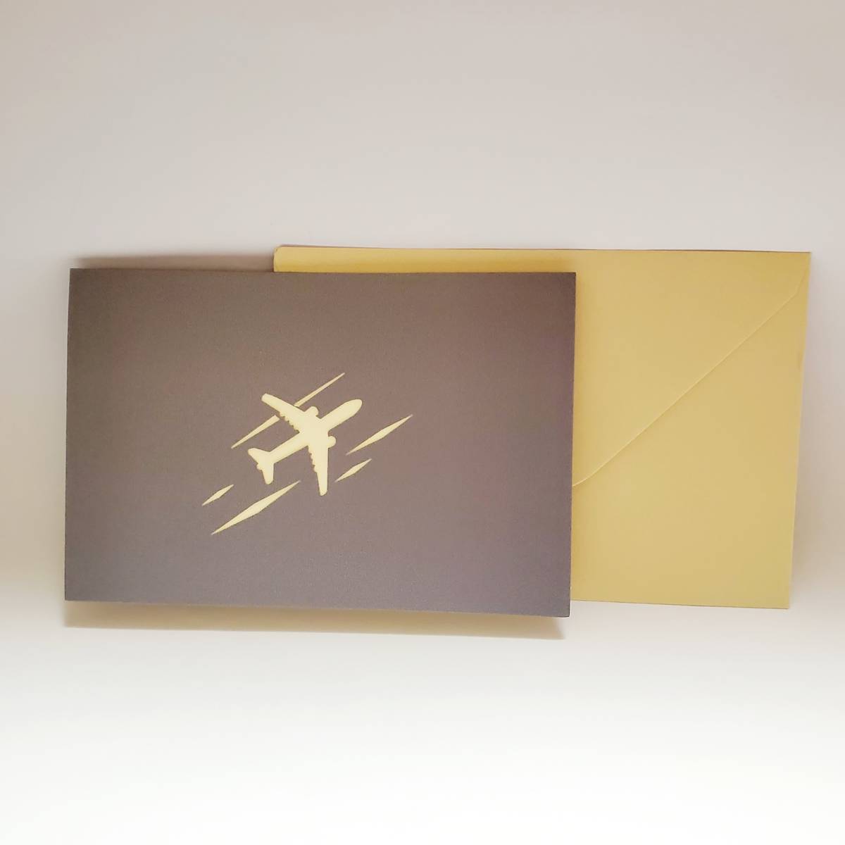 立体カード　HANAKO　飛び出すカード　乗り物のカード　飛行機　多目的カード　紙模型　誕生日　母に日　父の日　お礼状　お見舞い_画像10