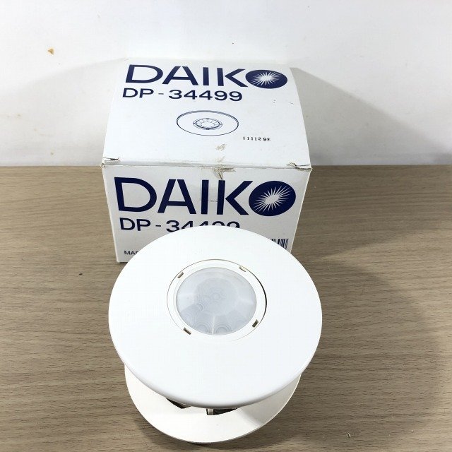 DP-34498 人感センサスイッチ ※箱違い DAIKO 【未使用 開封品】 ■K0040178_箱違いです。