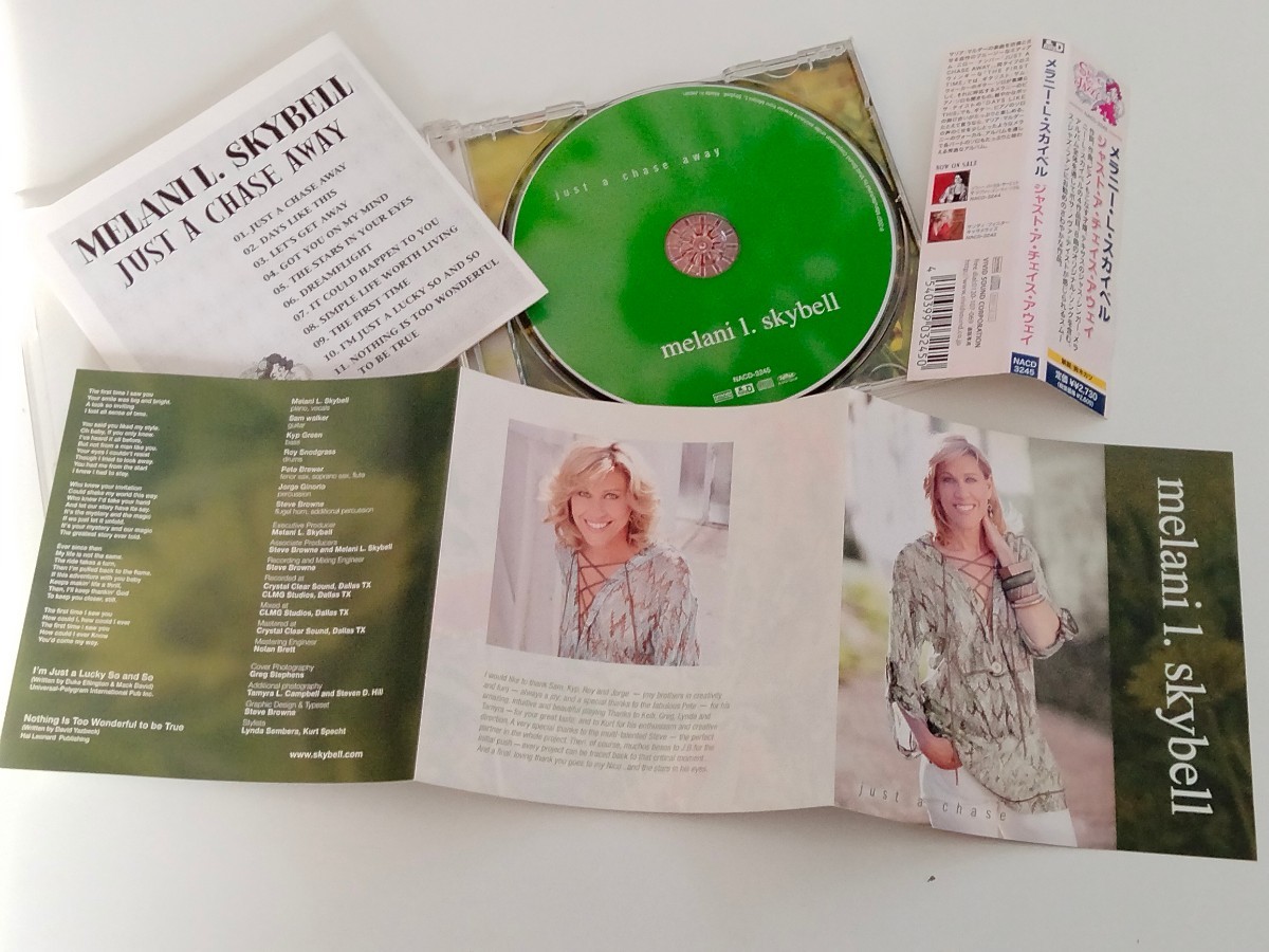 【廃盤美品】メラニー・L・スカイベル Melani L. Skybell / Just A Chase 日本盤帯付CD ViViD NACD3245 07年作品,TEXASジャズシンガー_画像3