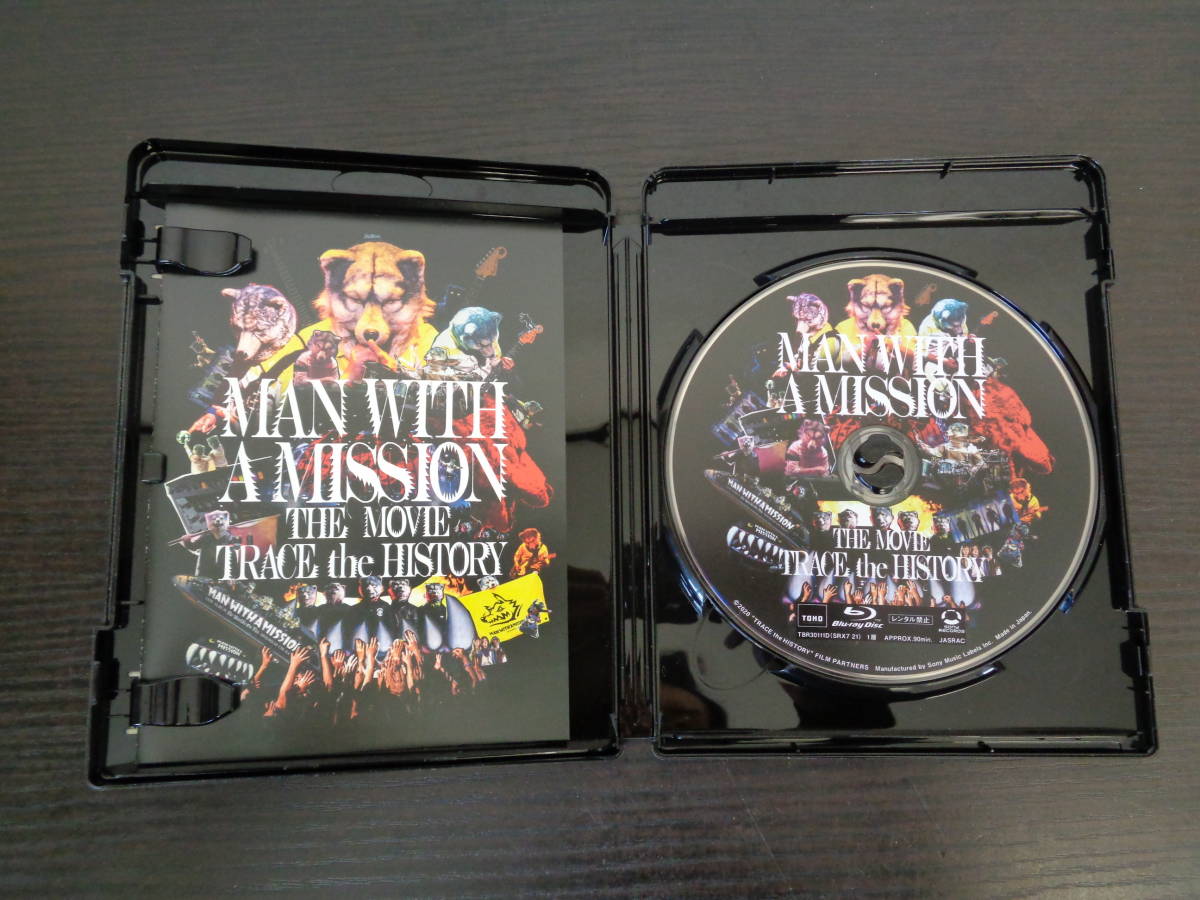 ブルーレイ MAN WITH A MISSION Wolf Complete Works VI TRACE the HISTORY 2点まとめ売り 中古品 管理YP_画像2