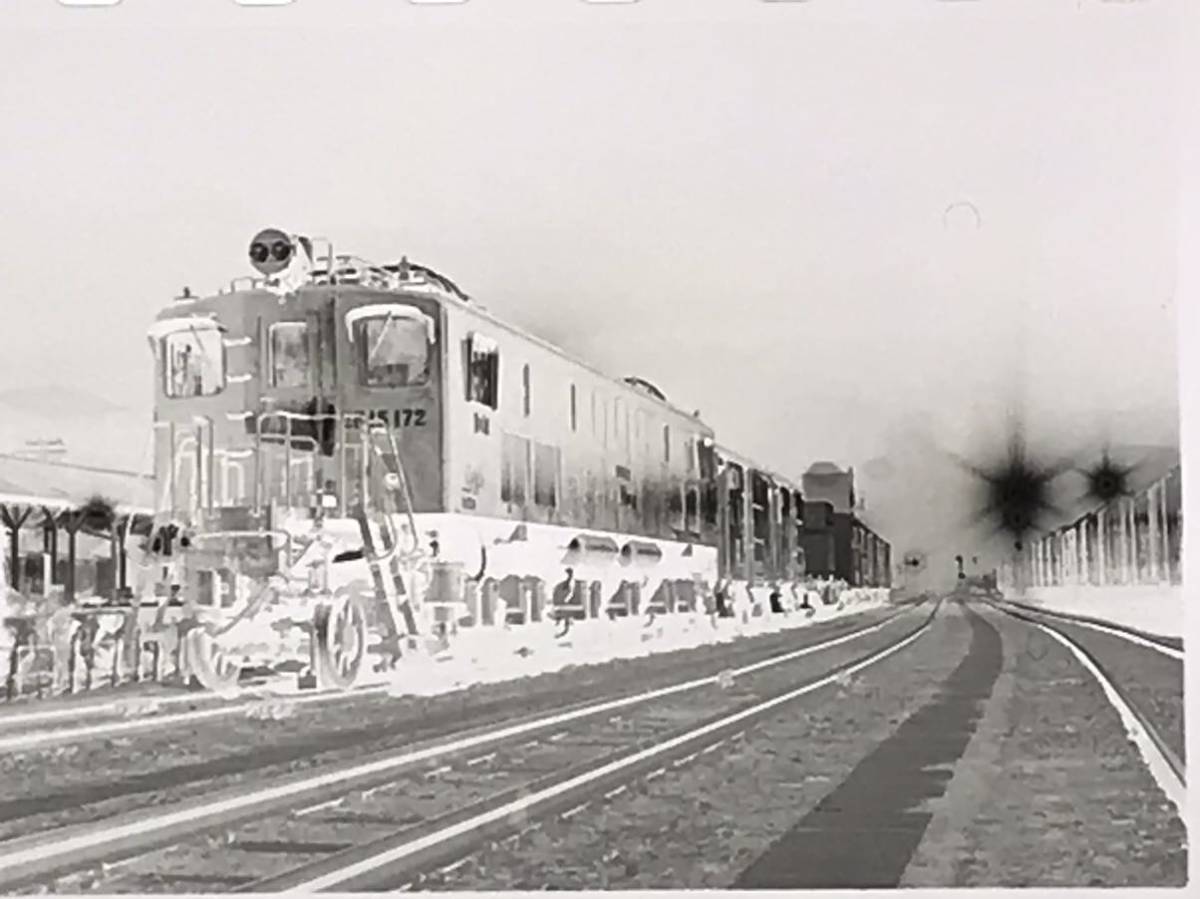 古い鉄道写真 ネガフィルム 『草津線集電回送（DE10+EF15）』EF15172 DE101162 昭和 電車 120403の画像8