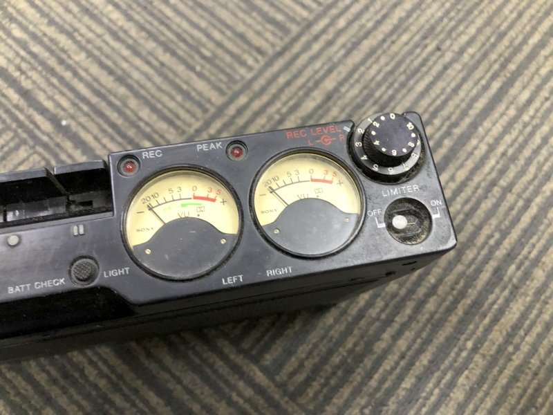 【動作未確認】SONY ソニー TC-D5M カセットレコーダー AC-61 アダプター付き 1円~　K0731_画像10