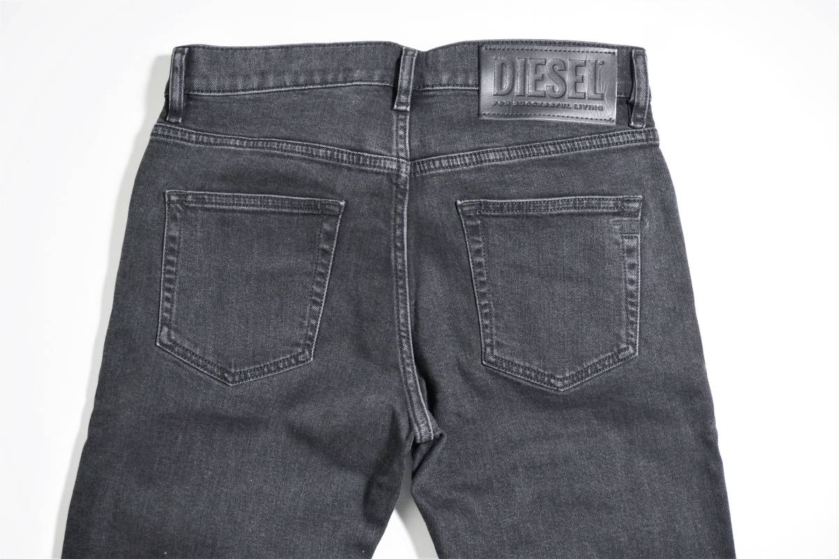 【新品/正規品】定価 3.5万 W30 DIESEL ディーゼル D-STRUKT 09A14 履き心地抜群 グレーブラックウォッシュ スリム ストレッチ デニム_画像7