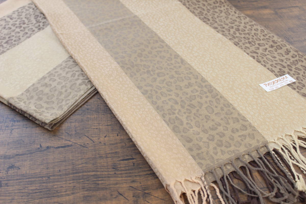 新品【パシュミナ Pashmina】レオパード柄 ヒョウ柄 キャメルベージュ CAMEL BEIGE 大判 ストール カシミア100% Cashmere_画像3