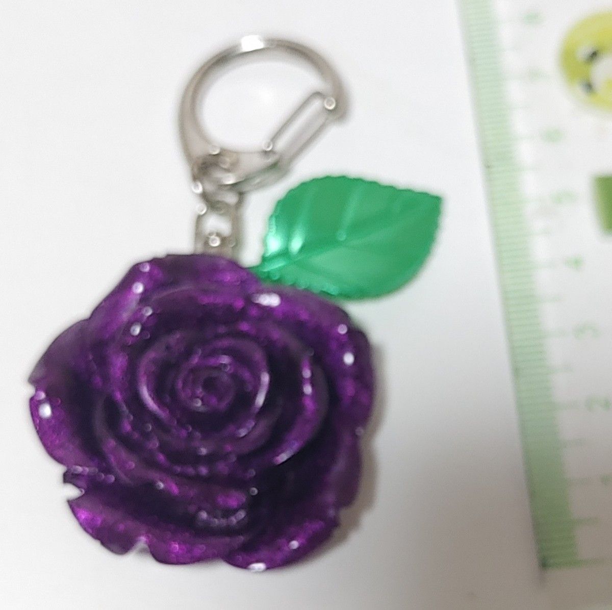 【ハンドメイド】紫薔薇 バッグチャーム