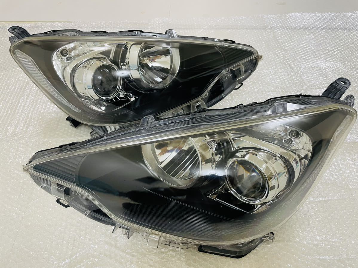 ☆動作OK 破損無し☆ トヨタアクアNHP10 前期純正左右LED ヘッドライトKOITO52-247 刻印W 右81100-52E90 左81150-52E90 -日本代購代Bid第一推介「Funbid」