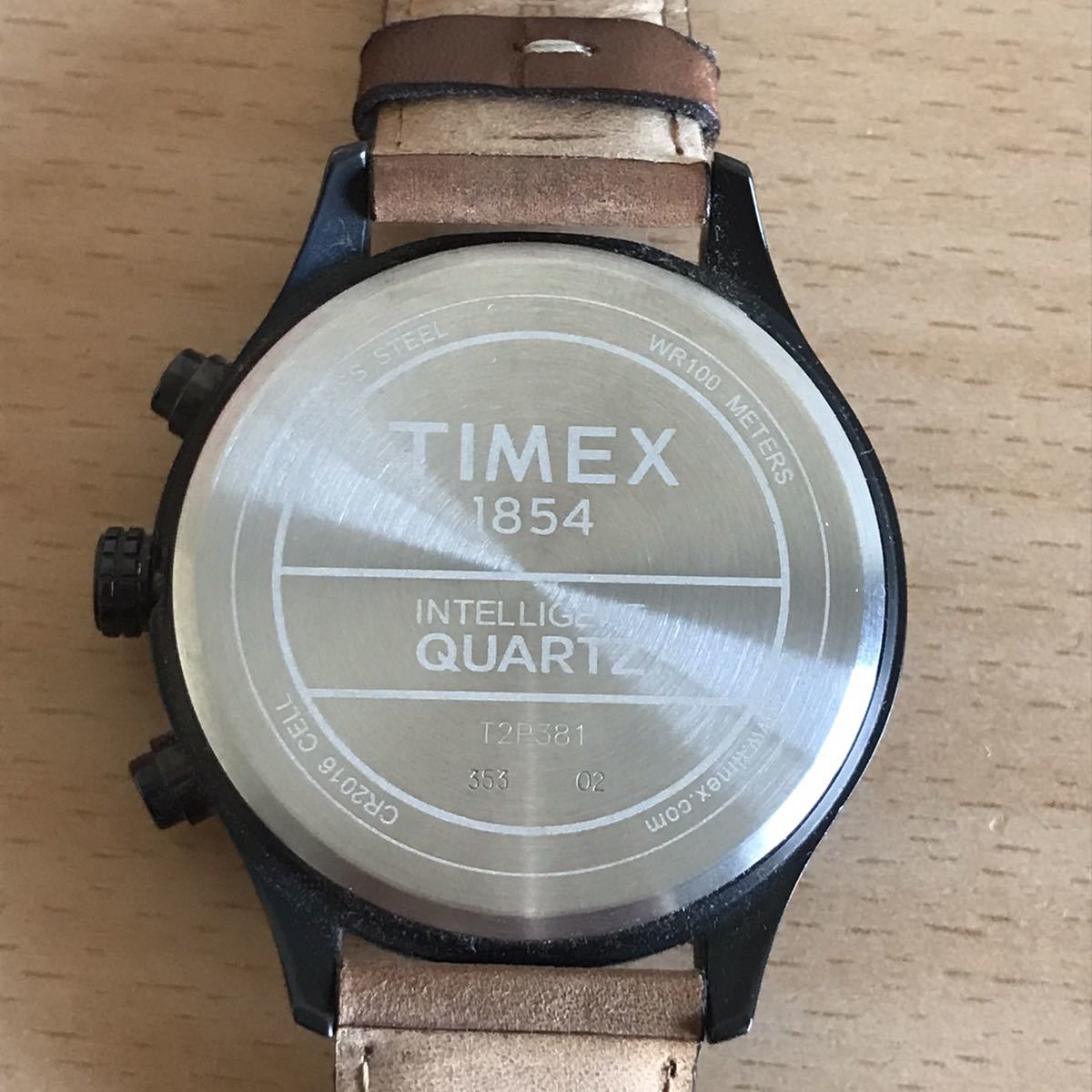 140-0261 TIMEX タイメックス　メンズ腕時計　革ベルト　クオーツ　クロノグラフ T2P381 電池切れ 動作未確認_画像7