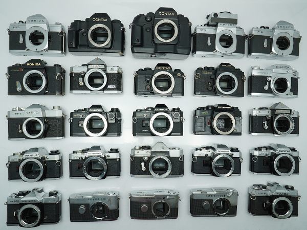 ★MF一眼など★CONTAX/PETRI/YASHICA/OLYMPUS/RICOH/FUJICA/MIRANDA/ 等 計:25点まとめ【ジャンク品】29097_この写真にあるものが全て