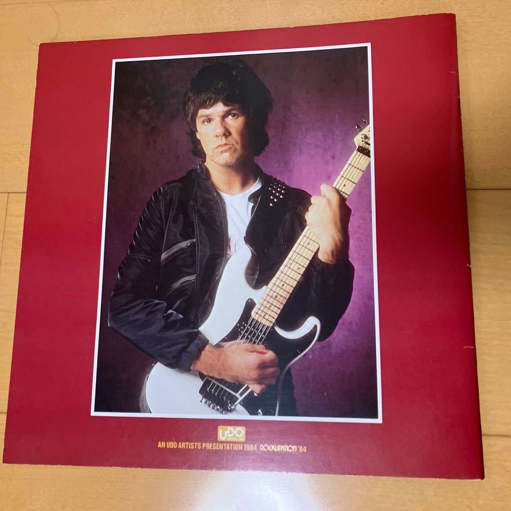 ★ゲイリームーア GARY MOORE 1984年ワールドツアー パンフレット おまけ付★_画像2