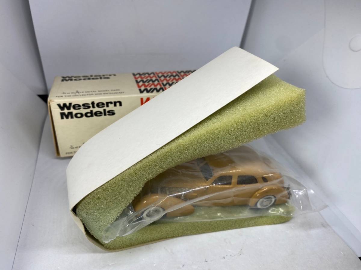 Western Models WMS 1/43 10 1937 CORD CUSTOM BEVERLY SEDAN code Beverly sedan ENGLAND