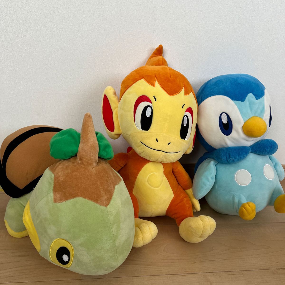 ポケモン めちゃでかぬいぐるみ〜ナエトル・ヒコザル ポケモン めちゃでかぬいぐるみ〜ナエトル・ヒコザル