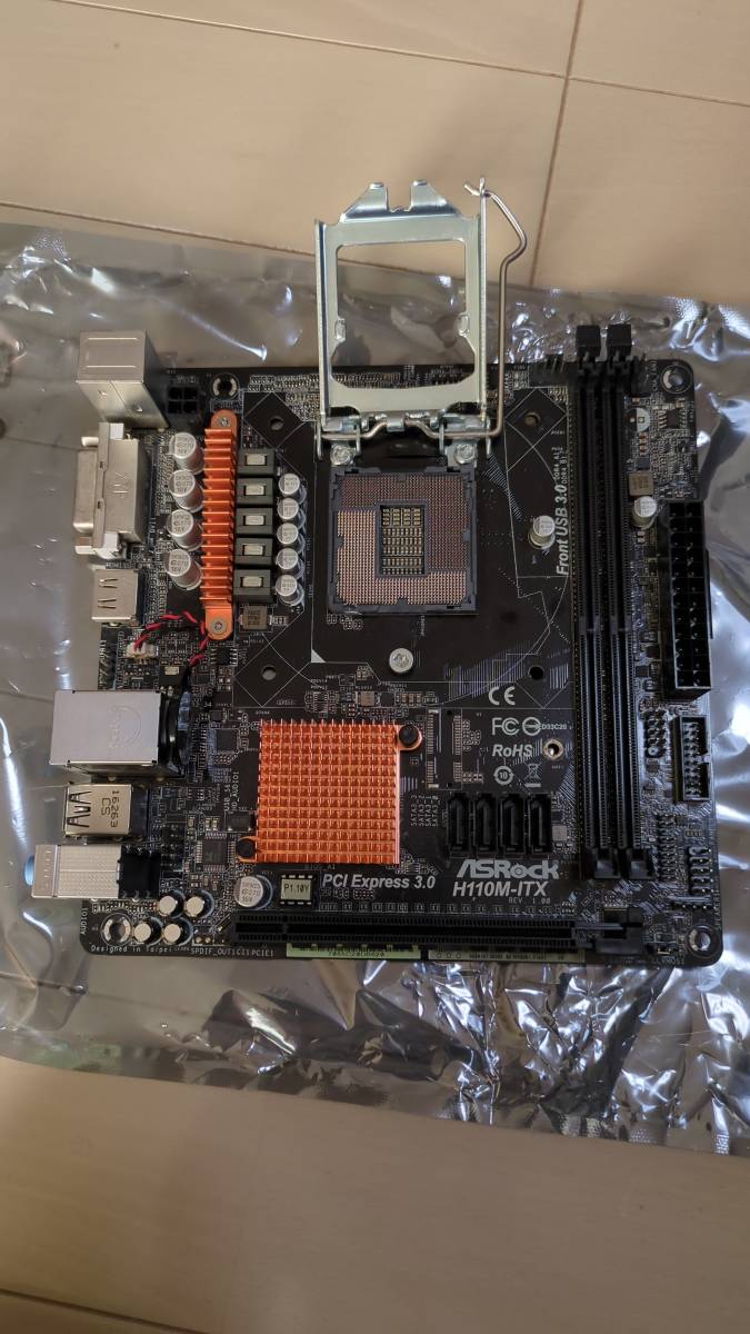 ASRock H110M-ITX Mini-ITXマザーボード_画像3