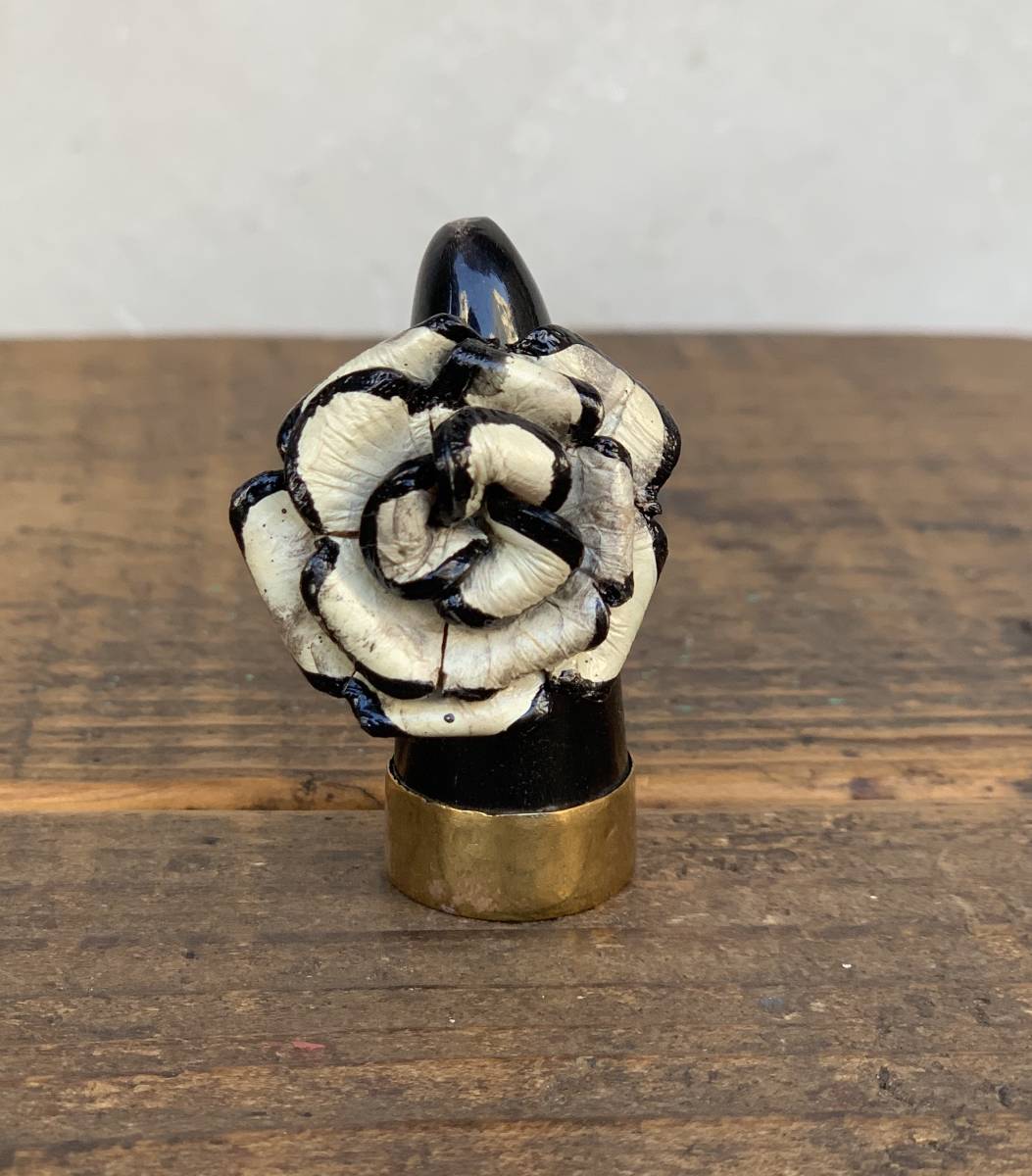 * leather * flower * ring * ring * white * black * white * black * accessory * lady's * woman * hand made *