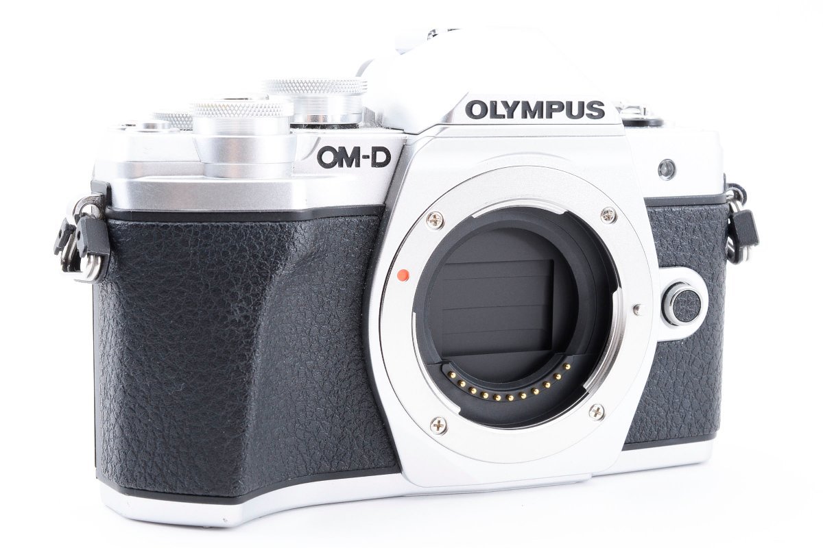 美品 OLYMPUS オリンパス OM-D E-M10 Mark III ボディ シルバー_画像4